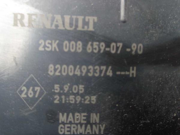 FEU ARRIERE GAUCHE RENAULT - Vue 2